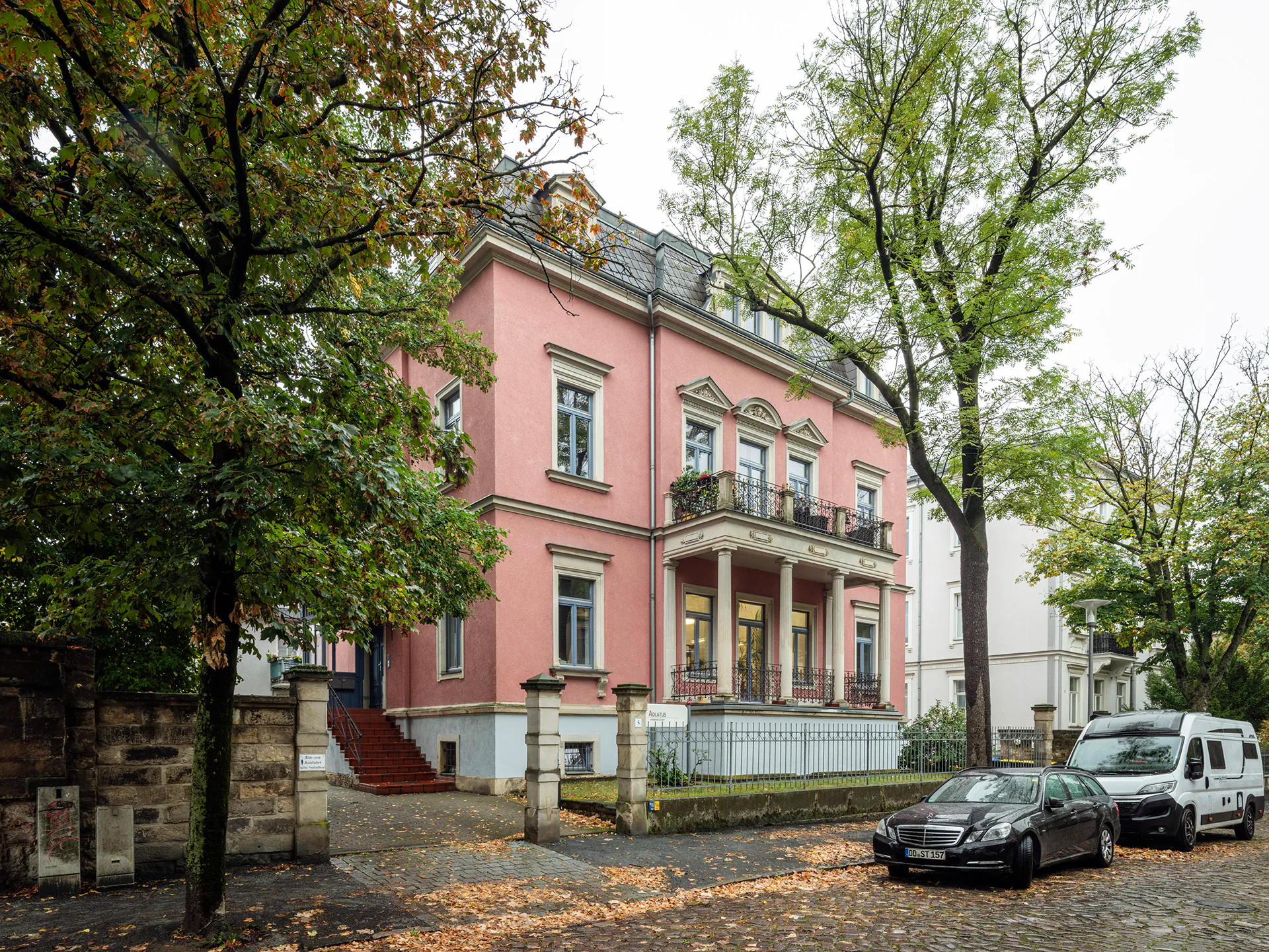 Adlatus Aktiengesellschaft Gebäude Sitz Dresden